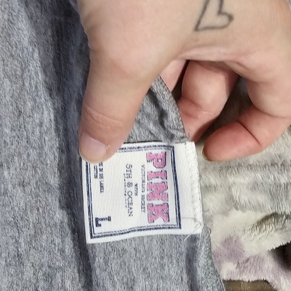 VS crop top - Picture 2 of 2